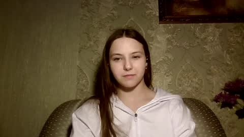 Yuni online show from April 19, 6:10 pm