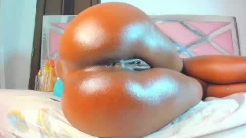 2 online show from February 1, 10:44 pm