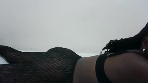 ebony_babbe online show from November 29, 6:45 pm