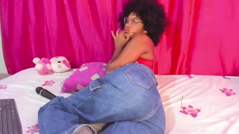 Luci  online show from February 19, 6:18 pm