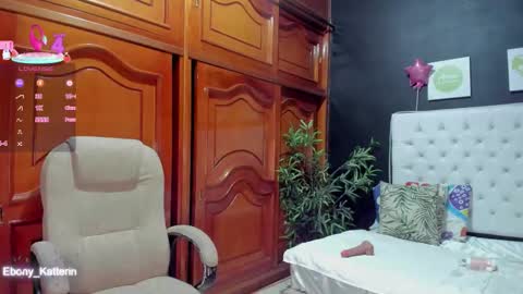 ebony_katterin online show from March 6, 11:05 am