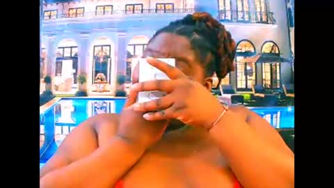 ebonyhotbuns4u2luv online show from January 31, 7:11 pm