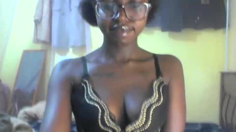 Ebonymuse2 online show from March 30, 9:03 pm