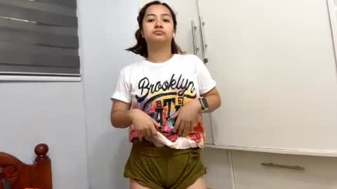 edabowlin online show from June 11, 1:49 am