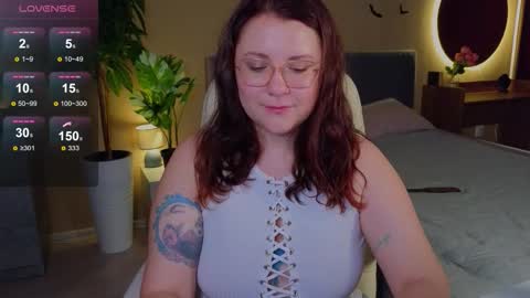      online show from November 7, 10:04 pm