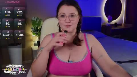 Snapshot of edalyn_af chatting on September 15, 10:28 pm      online show from September 15, 10:28 pm