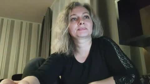 edithmanning online show from January 15, 4:02 pm