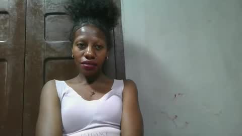 edwige770943 online show from May 22, 5:27 am
