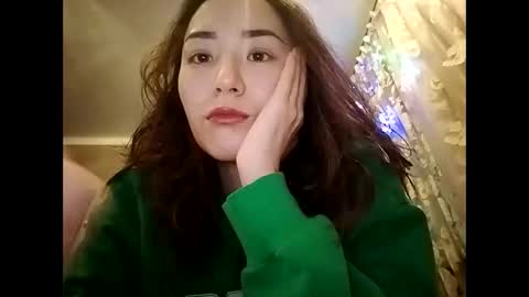 Effy online show from January 1, 1:48 pm