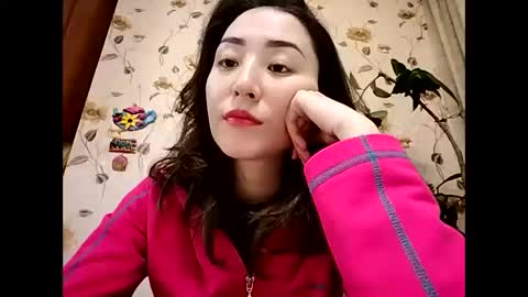 Effy online show from December 18, 8:03 pm