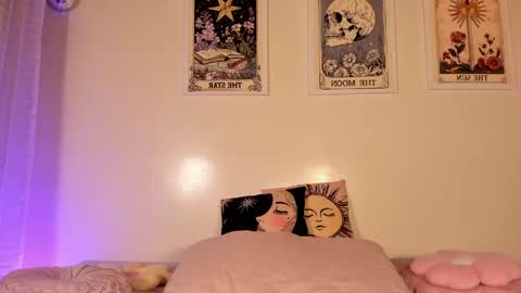 effy online show from June 7, 3:46 am