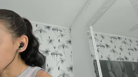 Valery online show from December 17, 2:10 pm