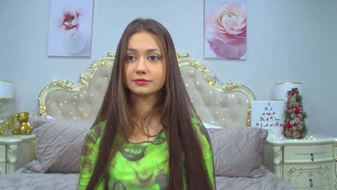 EkaPirson online show from December 12, 8:03 am