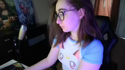 If you like it when I meow give me a thumbs up online show from February 24, 8:58 am