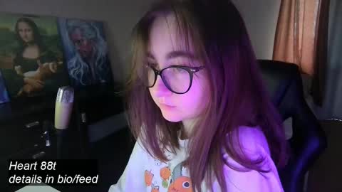 If you like it when I meow give me a thumbs up online show from February 10, 9:58 am