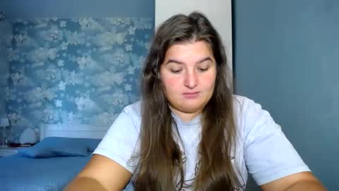 Elanis online show from September 24, 1:54 pm