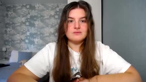 Elanis online show from March 28, 1:43 pm