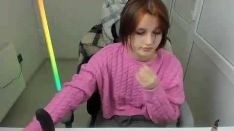 Evie online show from May 11, 8:27 am