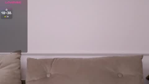 elarashine online show from May 27, 1:57 am