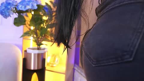 Elasummeer online show from January 17, 12:12 pm