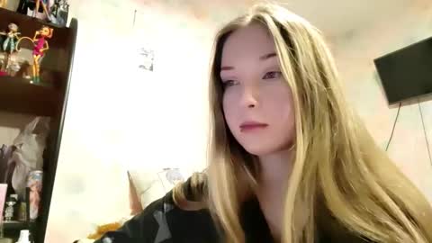 MIa online show from February 16, 2:39 pm