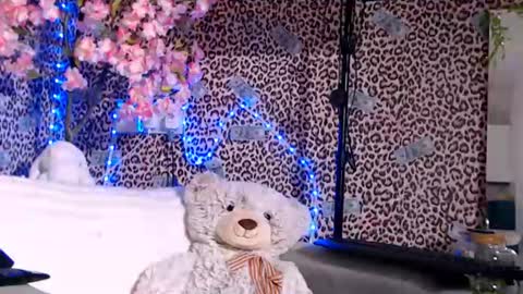 Elektra online show from June 16, 1:23 pm