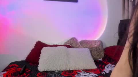 Elena  online show from November 25, 7:10 am