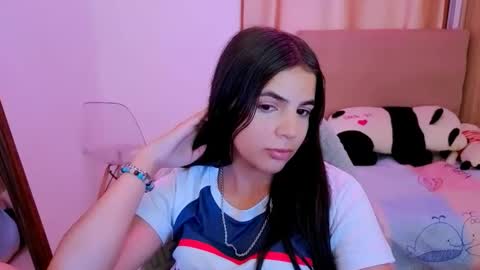 agnes online show from April 11, 6:55 pm