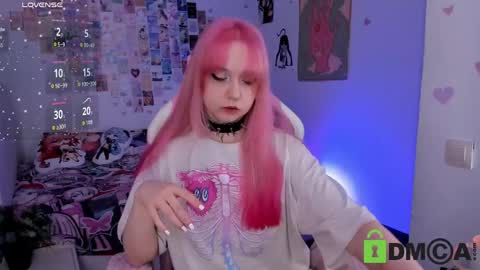 Kira online show from April 19, 8:55 pm