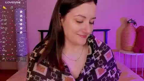 Elise online show from February 7, 2:15 am