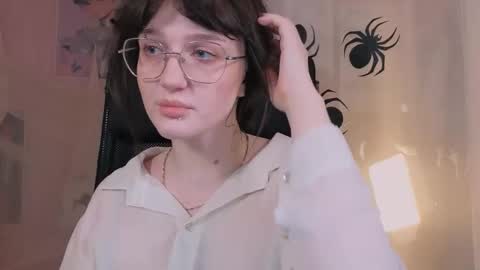 Ellie online show from November 1, 5:33 am