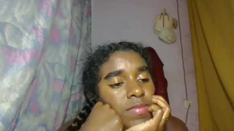 elina981 online show from April 15, 10:10 pm