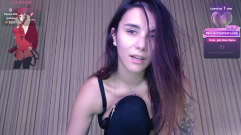 Snapshot of elina_posh chatting on December 19, 9:51 am Liza online show from December 19, 9:51 am