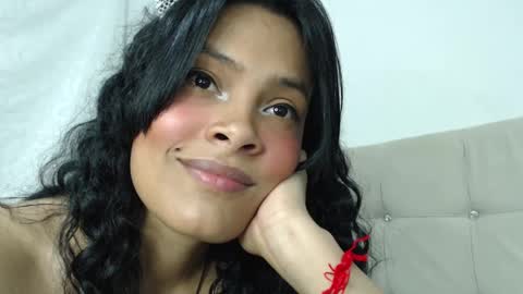 Snapshot of elisa_diaz_14 chatting on February 9, 3:00 am Elisa Diaz online show from February 9, 3:00 am