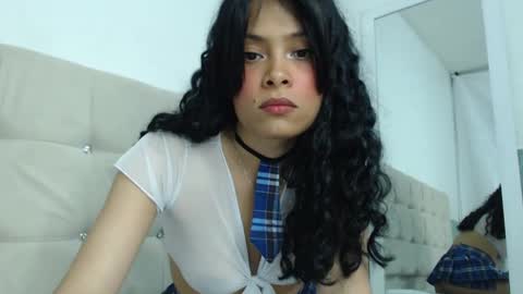 Snapshot of elisa_diaz_14 chatting on February 14, 2:07 am Elisa Diaz online show from February 14, 2:07 am