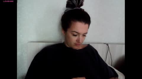 elisa_dove208 online show from November 2, 9:23 am