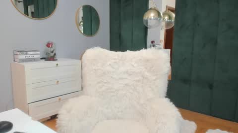 Maria online show from October 27, 6:42 am