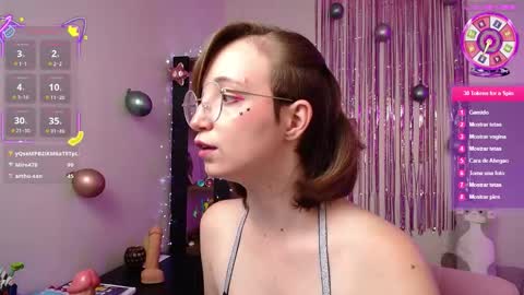 elise_nyx online show from February 18, 5:56 pm