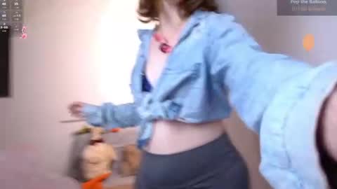 elise_nyx online show from August 7, 10:44 am