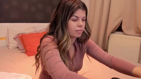 Elly online show from January 15, 9:21 pm