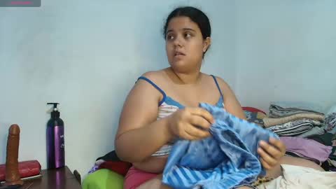 Eli Vanegas online show from May 2, 1:09 am