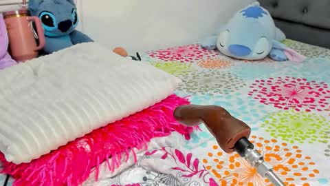 ELIZA online show from December 19, 4:48 am