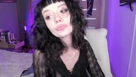 Adele online show from February 16, 3:39 am