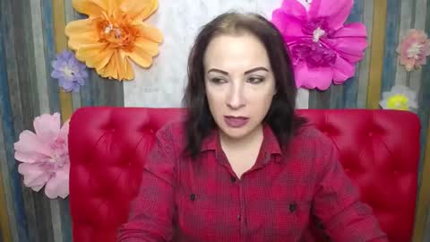 ElizabethSho online show from March 24, 6:13 pm