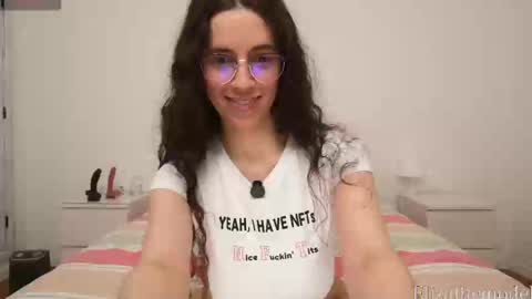 Eliza  online show from February 20, 3:52 pm