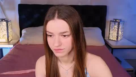 elizzza_ online show from July 21, 5:19 am