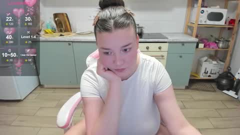 Lina online show from March 5, 7:37 am