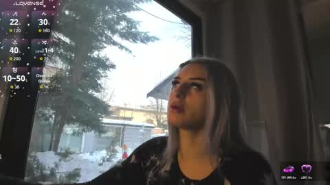 ella_vee online show from February 20, 6:59 am