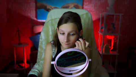 Ella online show from January 27, 6:30 am