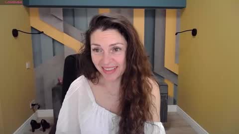 EllaLongs online show from January 10, 12:26 pm